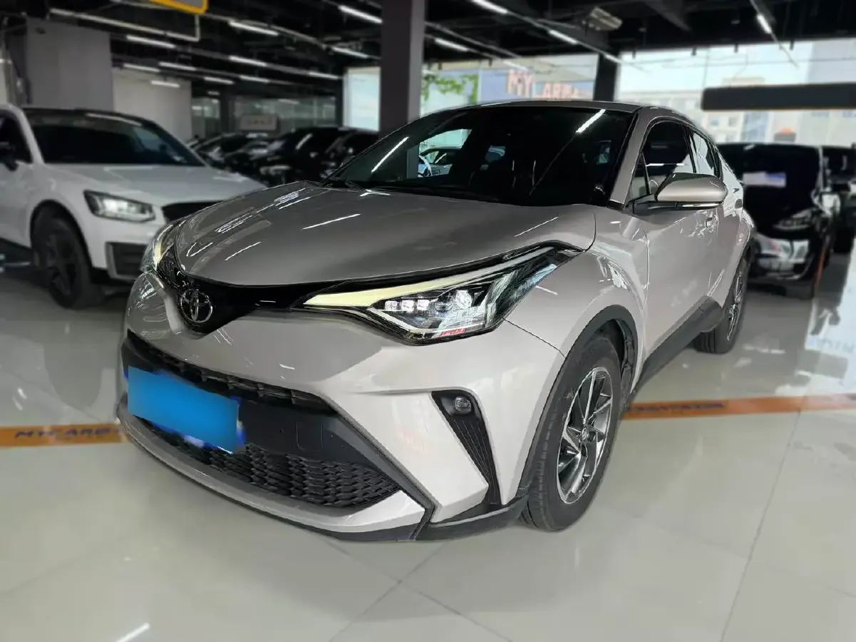 2021 Toyota C-HR 2.0L 171HP L4 CVT