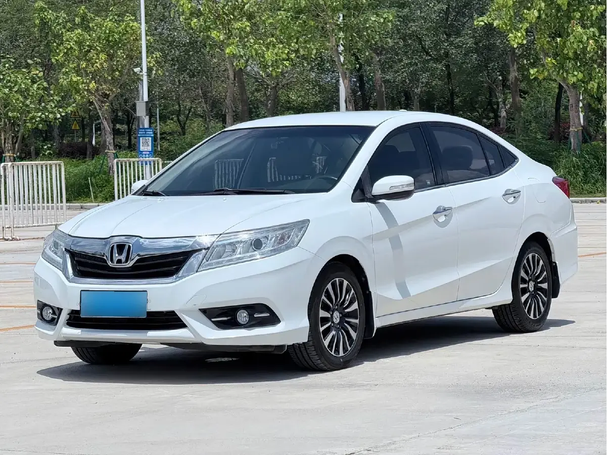 2015 Honda Crider 1.8L 139HP L4 5AT