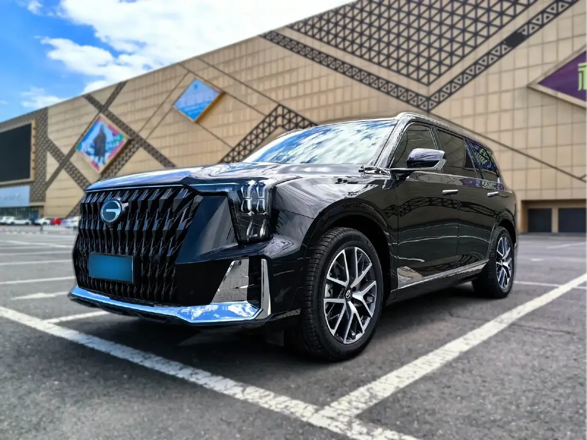 2022 GAC Trumpchi GS8 2.0T 190HP L4 E-CVT Hybrid