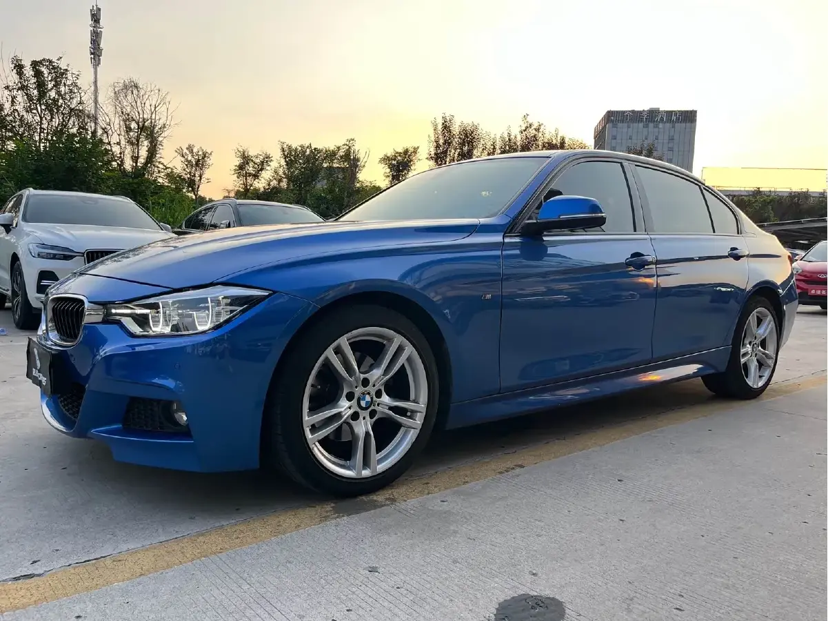2017 BMW 3 Series 2.0T 184HP L4 8AT