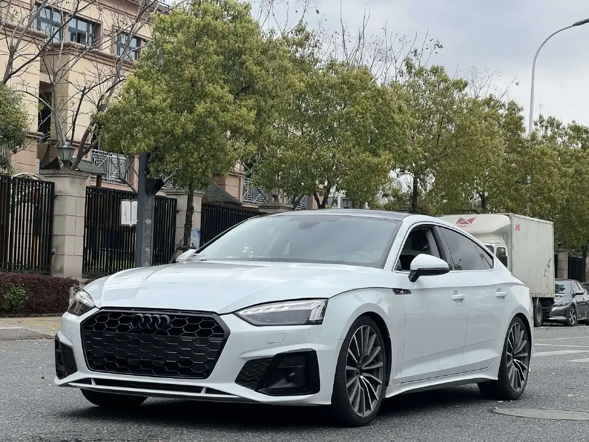 2022 Audi A5 2.0T 204HP L4 7DCT