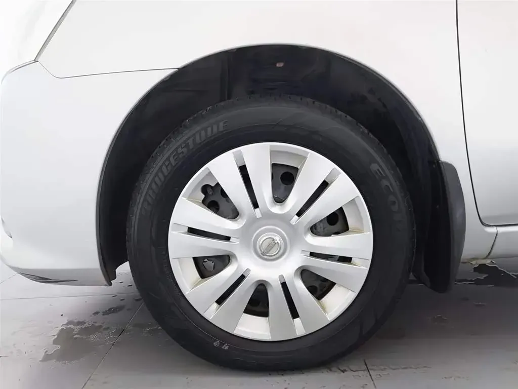 2013 Nissan Livina 1.6L 124HP L4 CVT,autocango,china used car exporter,china ev exporter,chinese used car exporter,chinese used ev exporter