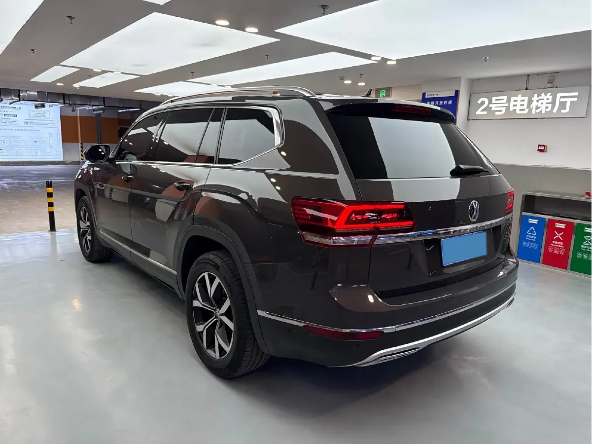 2017 Volkswagen Teramont 2.0T 186HP L4 7DCT,autocango,china used car exporter,china ev exporter,chinese used car exporter,chinese used ev exporter