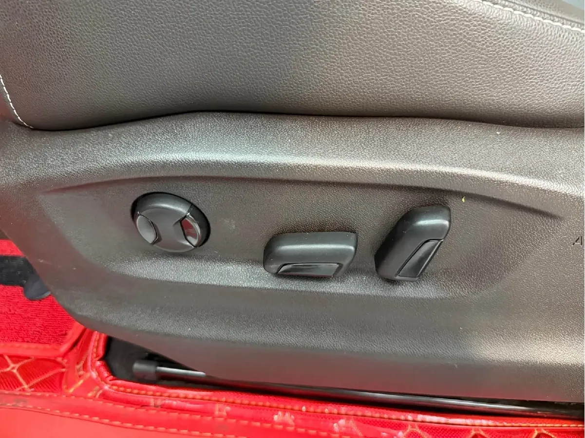 2017 Volkswagen Teramont 2.0T 186HP L4 7DCT,autocango,china used car exporter,china ev exporter,chinese used car exporter,chinese used ev exporter