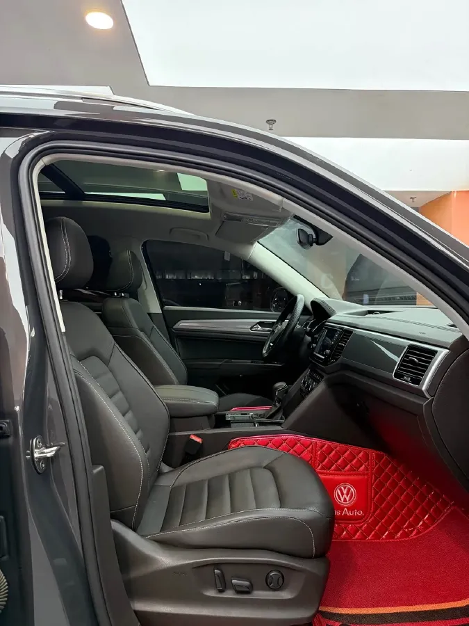 2017 Volkswagen Teramont 2.0T 186HP L4 7DCT,autocango,china used car exporter,china ev exporter,chinese used car exporter,chinese used ev exporter