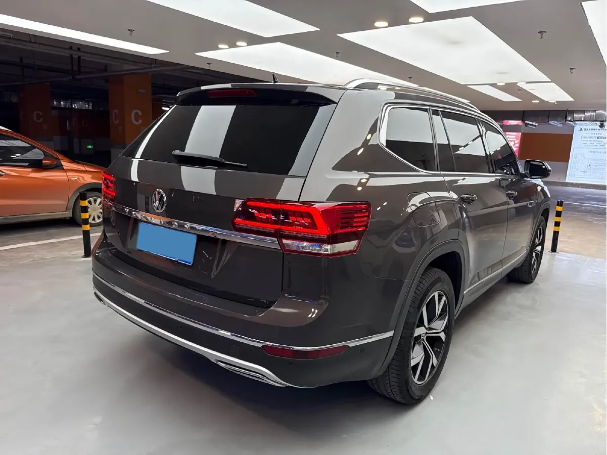 2017 Volkswagen Teramont 2.0T 186HP L4 7DCT,autocango,china used car exporter,china ev exporter,chinese used car exporter,chinese used ev exporter