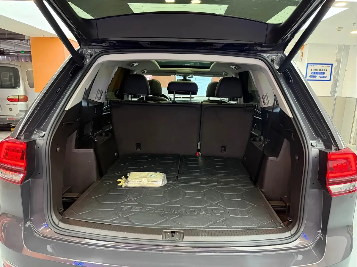 2017 Volkswagen Teramont 2.0T 186HP L4 7DCT,autocango,china used car exporter,china ev exporter,chinese used car exporter,chinese used ev exporter