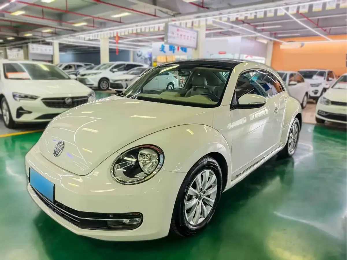 2013 Volkswagen Beetle 1.4T 160HP L4 7DCT