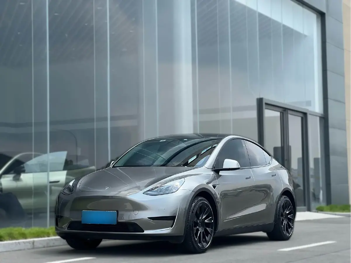 2022 Tesla Model Y BEV 60KWH