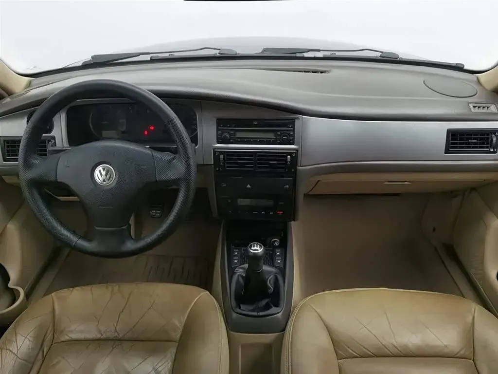 2008 Volkswagen Santana Vista 1.8L 101HP L4 5MT,autocango,china used car exporter,china ev exporter,chinese used car exporter,chinese used ev exporter