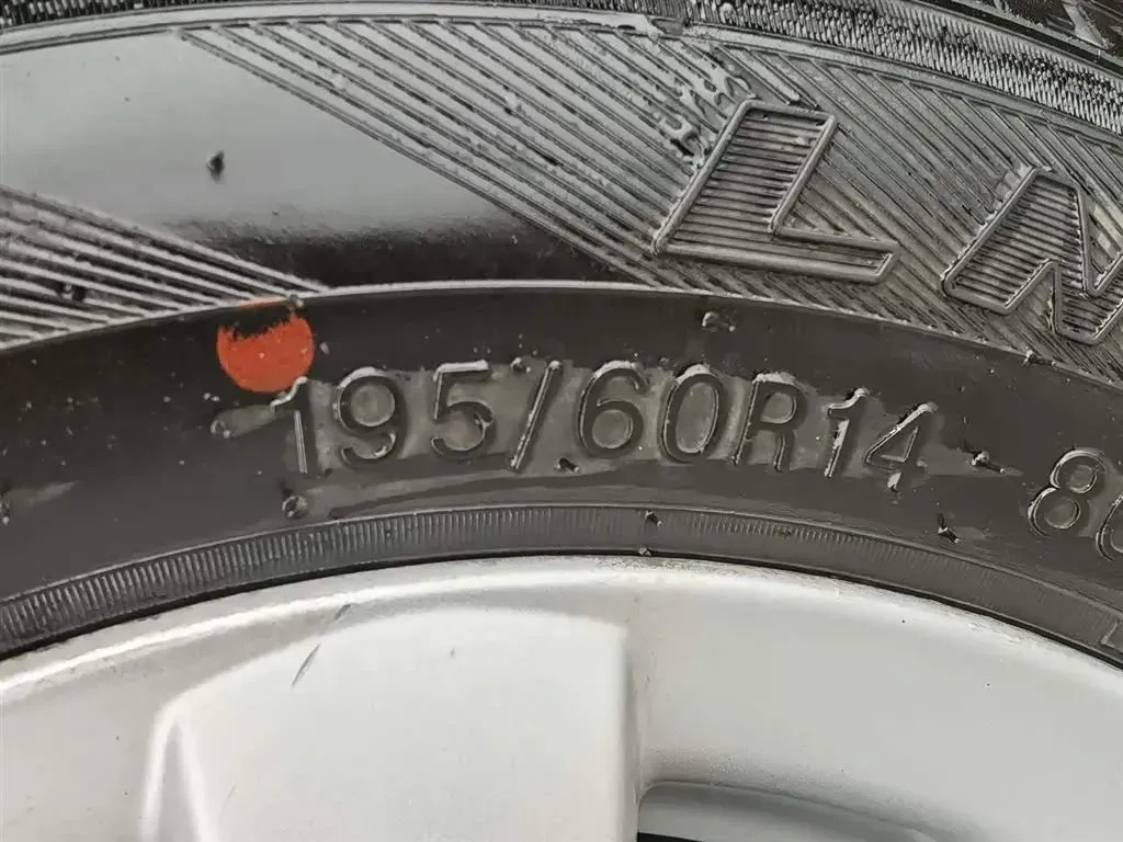 2008 Volkswagen Santana Vista 1.8L 101HP L4 5MT,autocango,china used car exporter,china ev exporter,chinese used car exporter,chinese used ev exporter