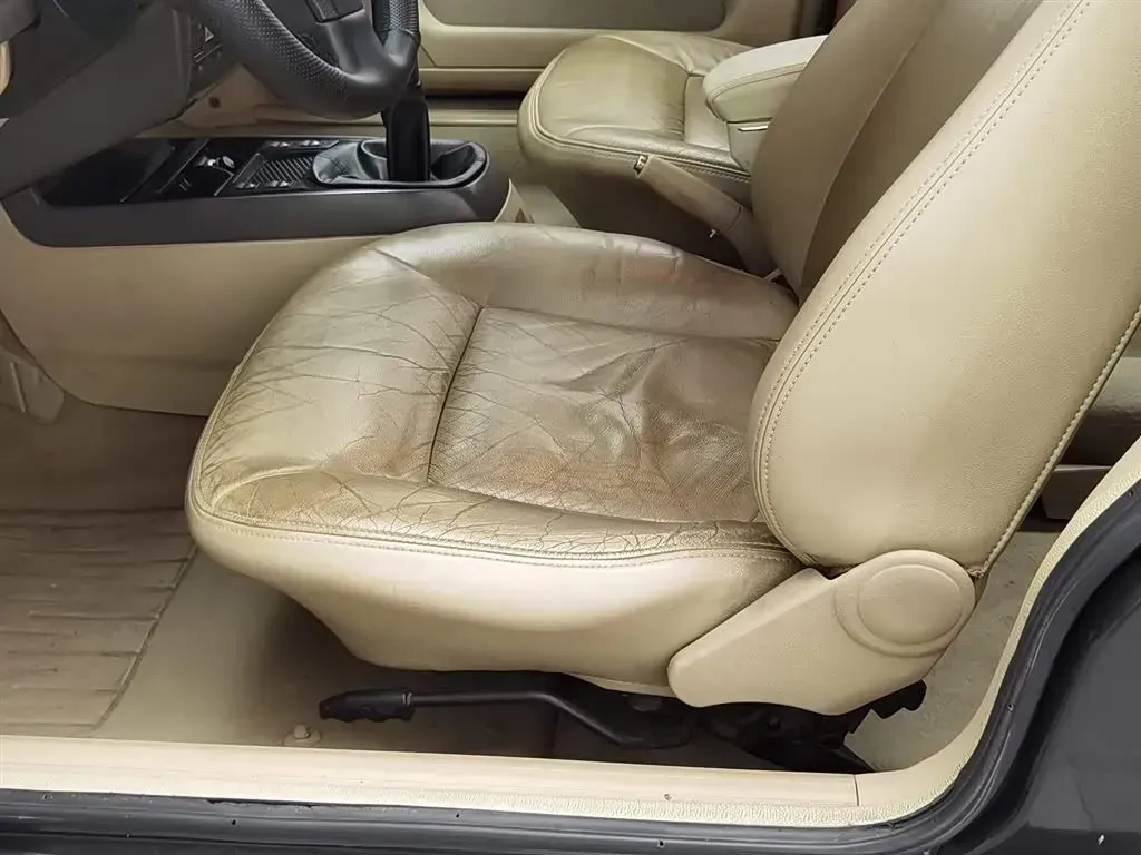 2008 Volkswagen Santana Vista 1.8L 101HP L4 5MT,autocango,china used car exporter,china ev exporter,chinese used car exporter,chinese used ev exporter