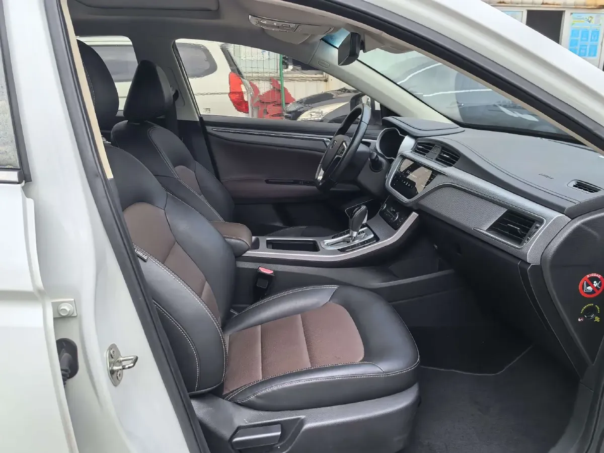 2018 Geely Emgrand GL 1.4T 133HP L4 6DCT,autocango,china used car exporter,china ev exporter,chinese used car exporter,chinese used ev exporter