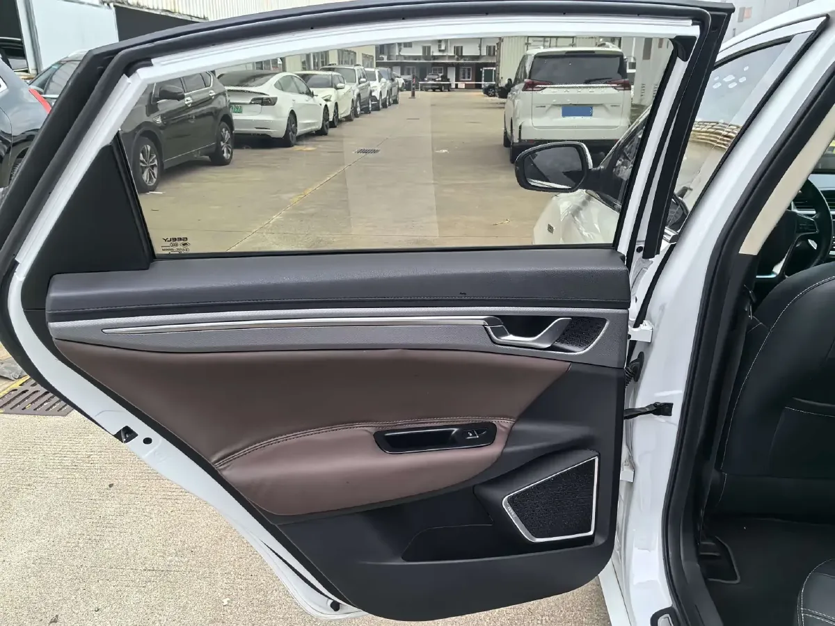 2018 Geely Emgrand GL 1.4T 133HP L4 6DCT,autocango,china used car exporter,china ev exporter,chinese used car exporter,chinese used ev exporter