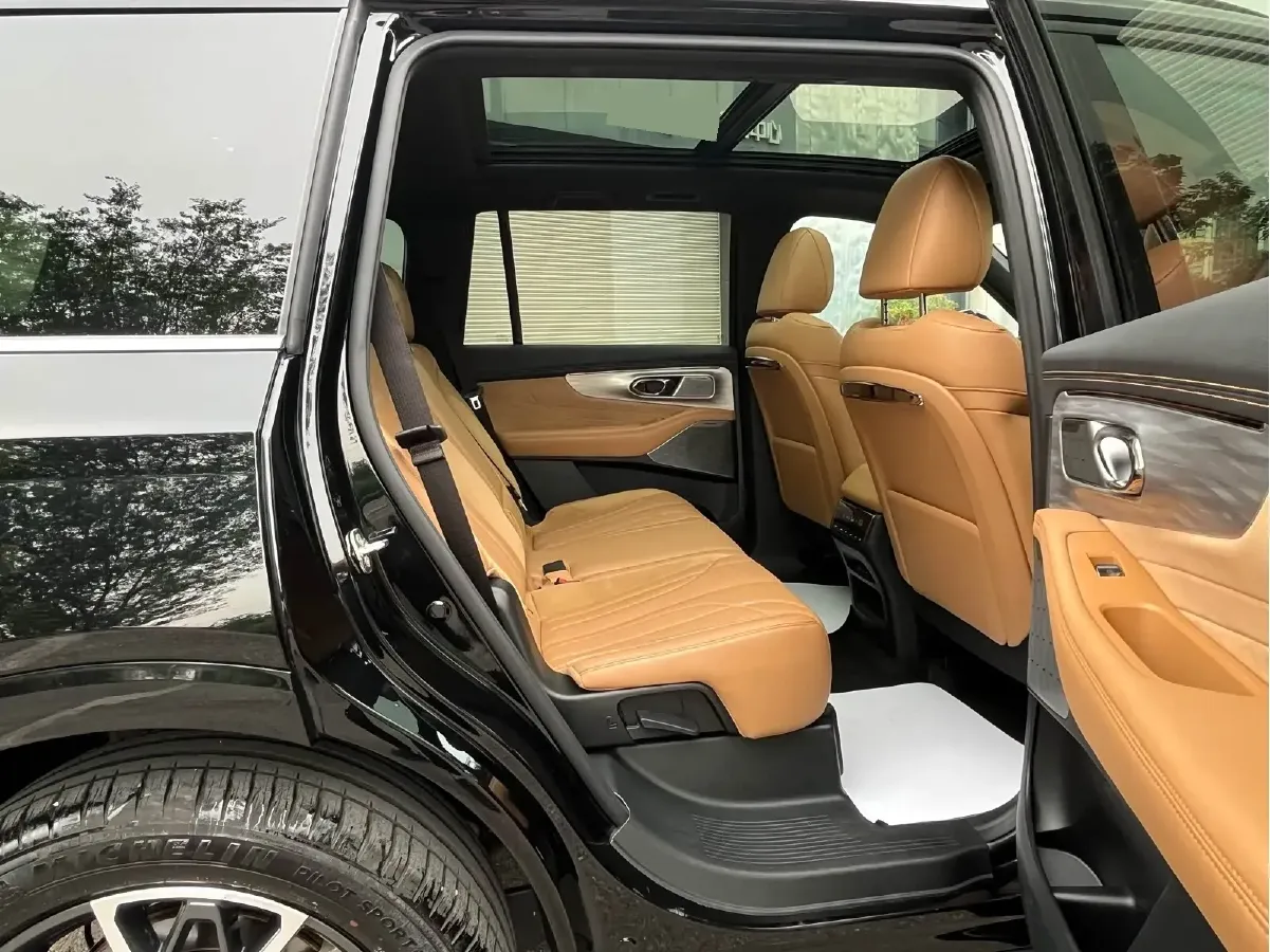 2024 GAC Trumpchi ES9 2.0T 190HP L4 2DHT PHEV 25.57KWH,autocango,china used car exporter,china ev exporter,chinese used car exporter,chinese used ev exporter