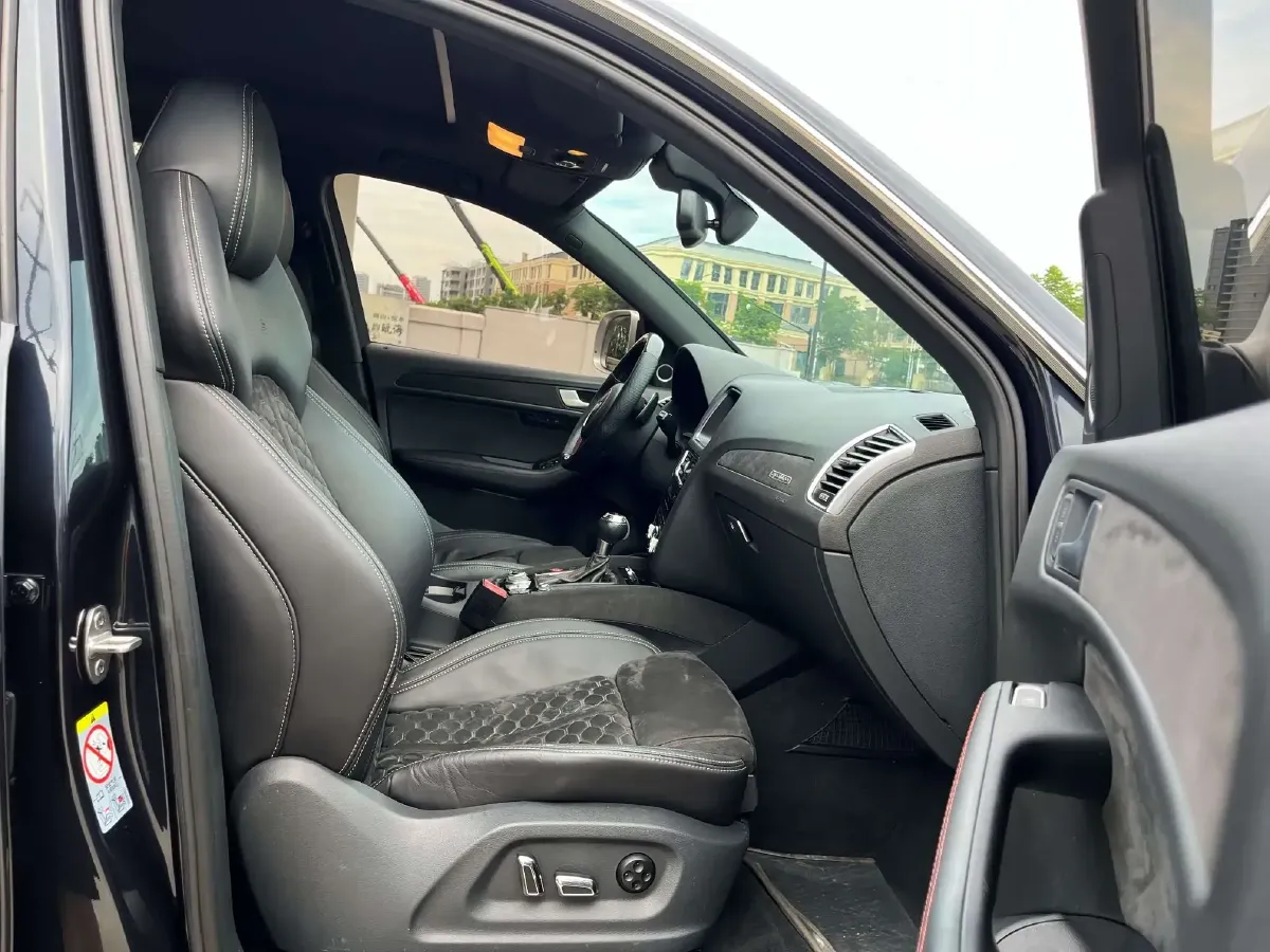 2014 Audi SQ5 3.0T 354HP V6 8AT,autocango,china used car exporter,china ev exporter,chinese used car exporter,chinese used ev exporter