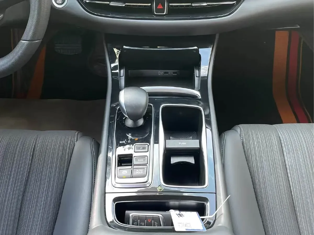 2022 GAC Trumpchi GA6 1.5T 169HP L4 6AT,autocango,china used car exporter,china ev exporter,chinese used car exporter,chinese used ev exporter