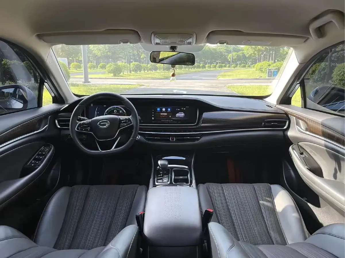 2022 GAC Trumpchi GA6 1.5T 169HP L4 6AT,autocango,china used car exporter,china ev exporter,chinese used car exporter,chinese used ev exporter