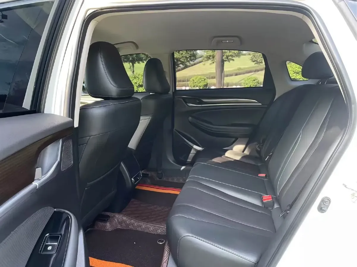 2022 GAC Trumpchi GA6 1.5T 169HP L4 6AT,autocango,china used car exporter,china ev exporter,chinese used car exporter,chinese used ev exporter