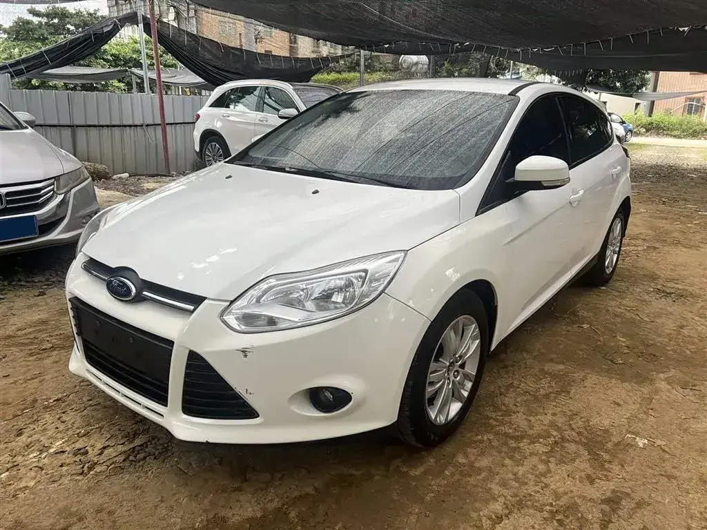 2012 Ford Focus 1.6L 125HP L4 6DCT