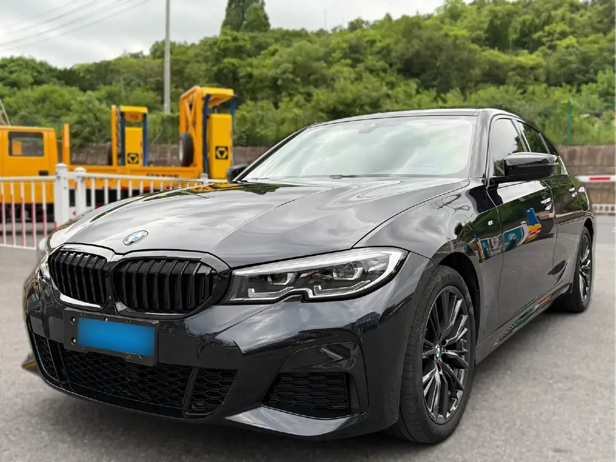 2021 BMW 3 Series 2.0T 184HP L4 8AT