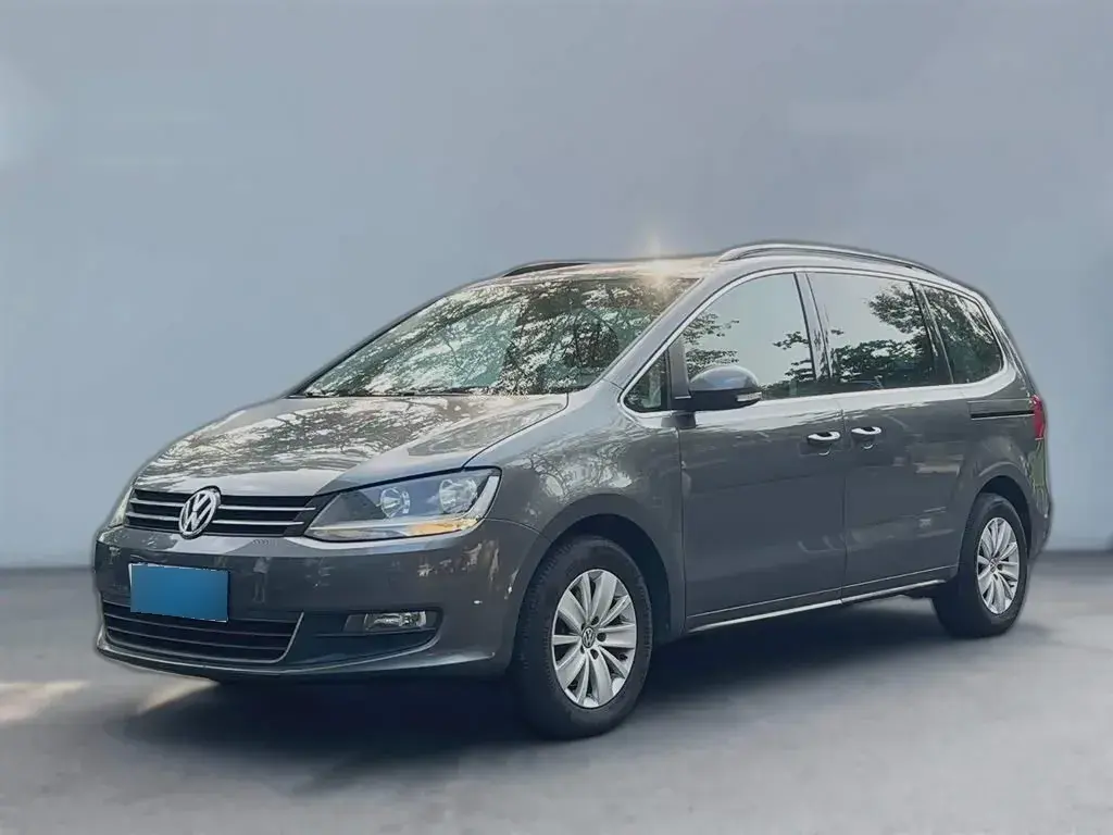 2013 Volkswagen Sharan 1.8T 160HP L4 6DCT