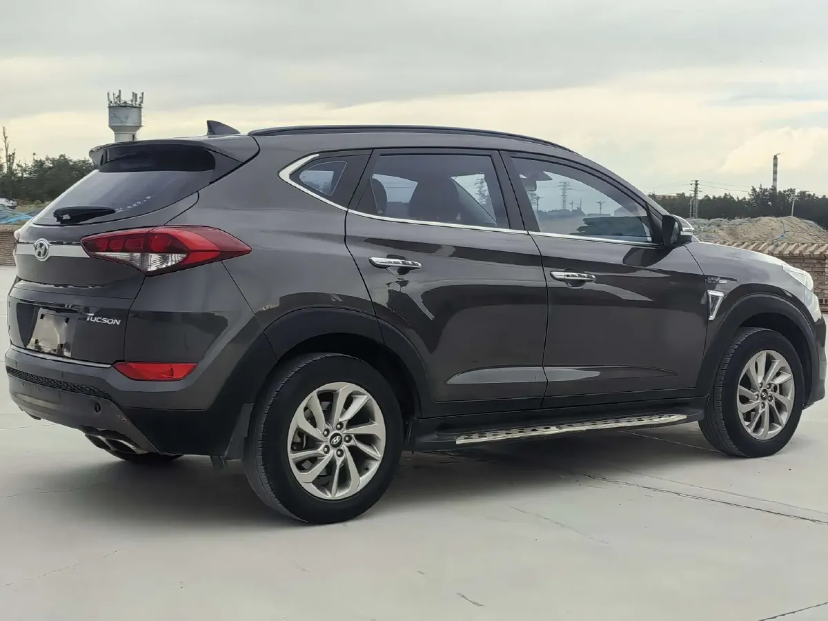 2015 Hyundai Tucson 1.6T 177HP L4 7DCT,autocango,china used car exporter,china ev exporter,chinese used car exporter,chinese used ev exporter