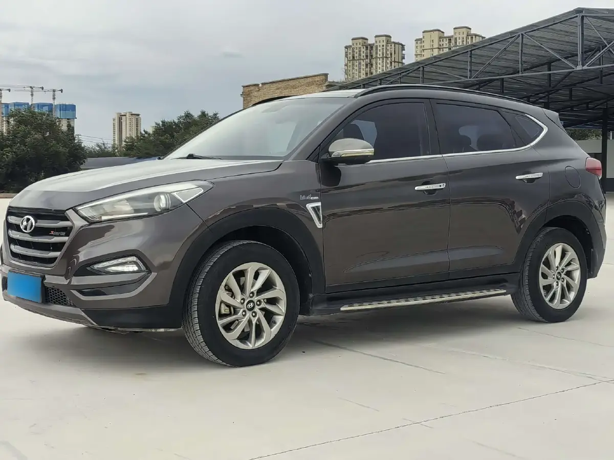 2015 Hyundai Tucson 1.6T 177HP L4 7DCT