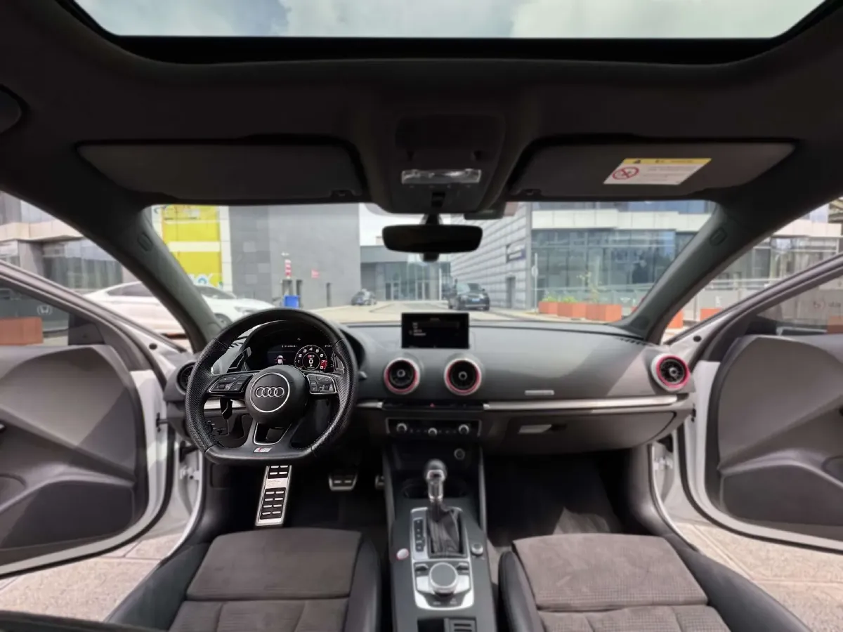 2017 Audi S3 2.0T 290HP L4 7DCT,autocango,china used car exporter,china ev exporter,chinese used car exporter,chinese used ev exporter