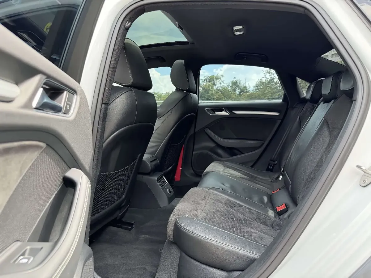 2017 Audi S3 2.0T 290HP L4 7DCT,autocango,china used car exporter,china ev exporter,chinese used car exporter,chinese used ev exporter