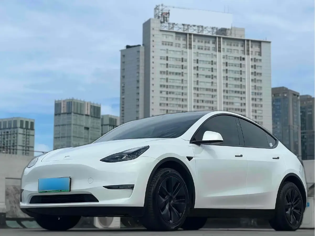 2024 Tesla Model Y BEV 78.4KWH