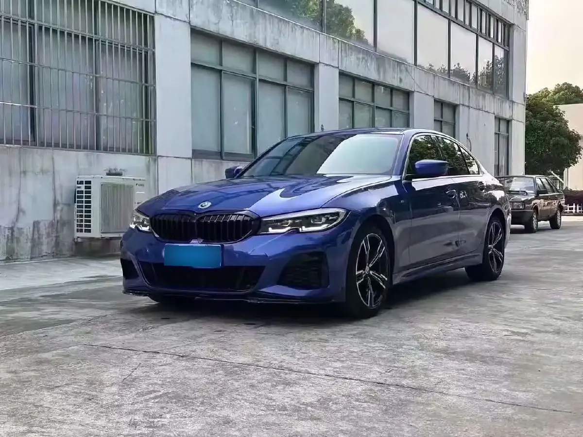 2021 BMW 3 Series 2.0T 184HP L4 8AT