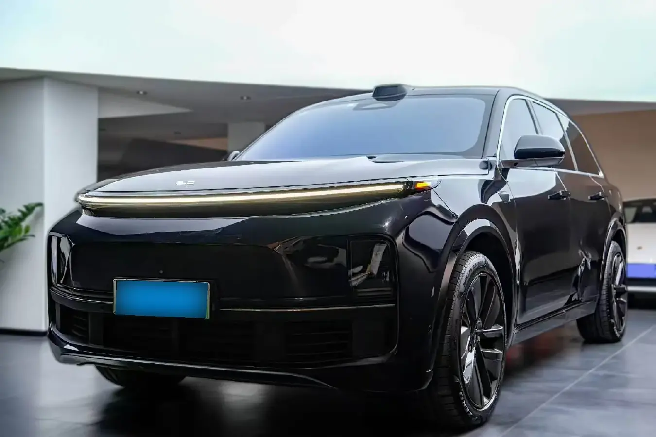 2024 Li L9 Range Extended 154HP REEV 52.3KWH