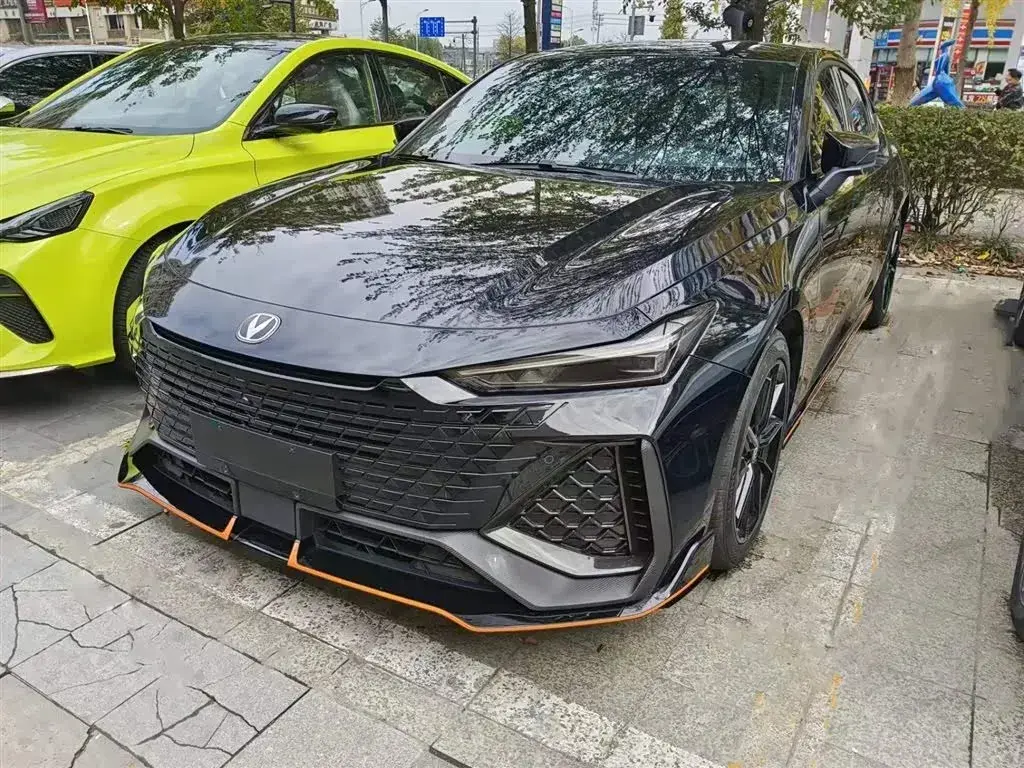 2022 ChangAn UNI-V 1.5T 188HP L4 7DCT