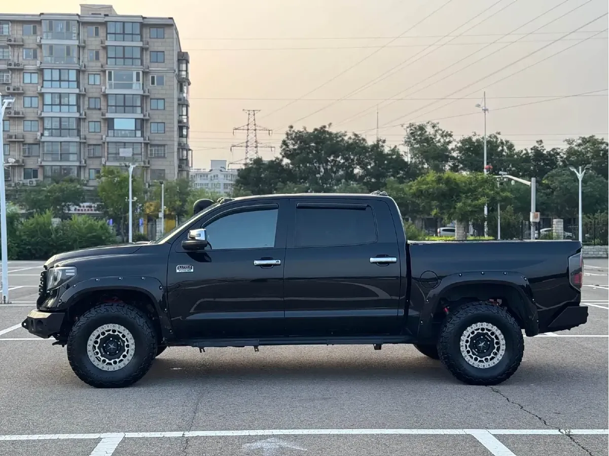 2014 Toyota Tundra 5.7L 386HP V8 6AT,autocango,china used car exporter,china ev exporter,chinese used car exporter,chinese used ev exporter