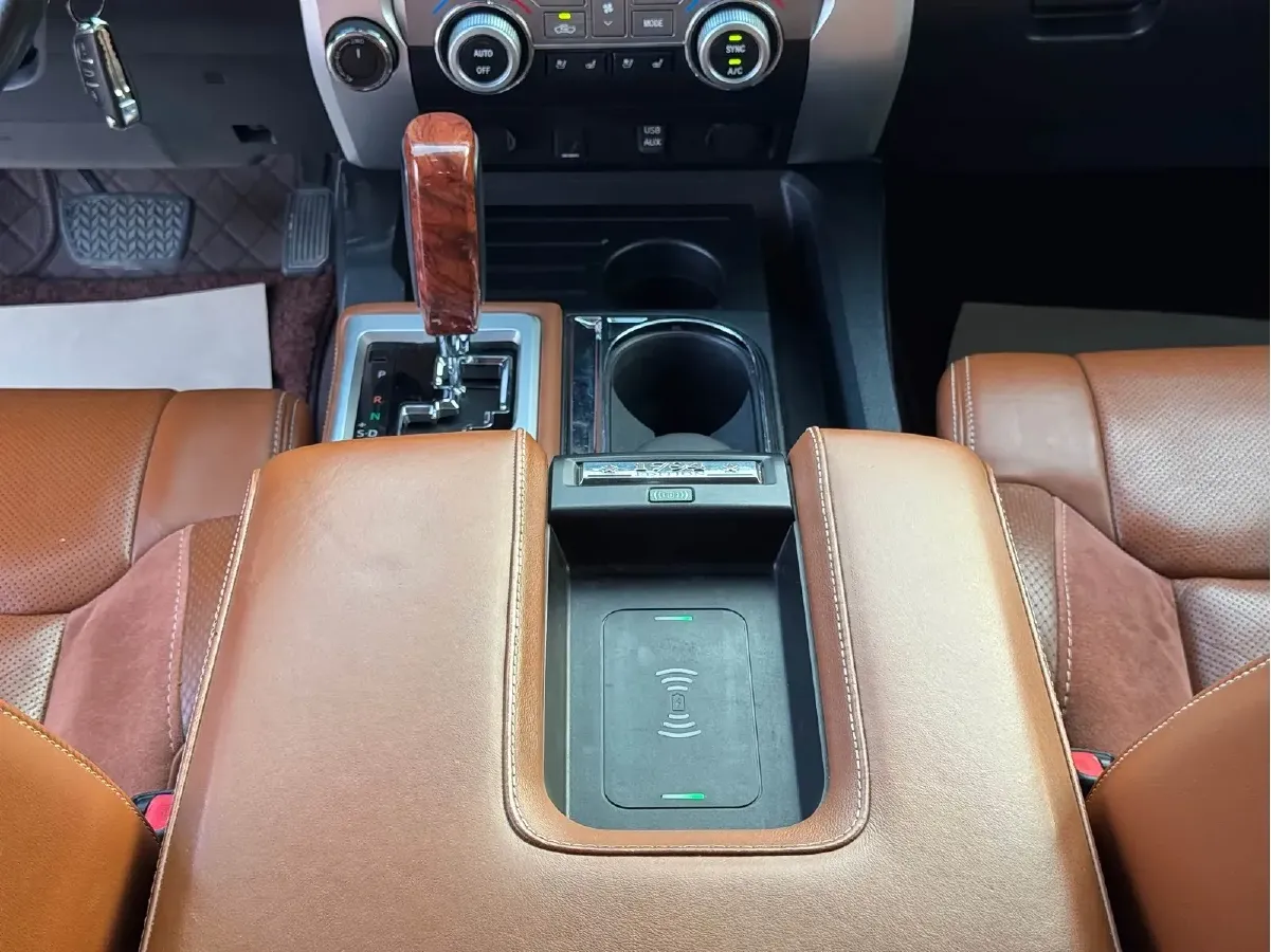 2014 Toyota Tundra 5.7L 386HP V8 6AT,autocango,china used car exporter,china ev exporter,chinese used car exporter,chinese used ev exporter