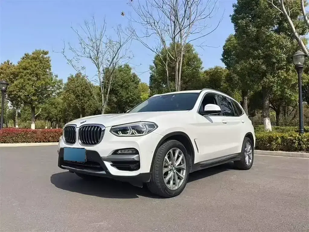 2018 BMW X3 2.0T 184HP L4 8AT