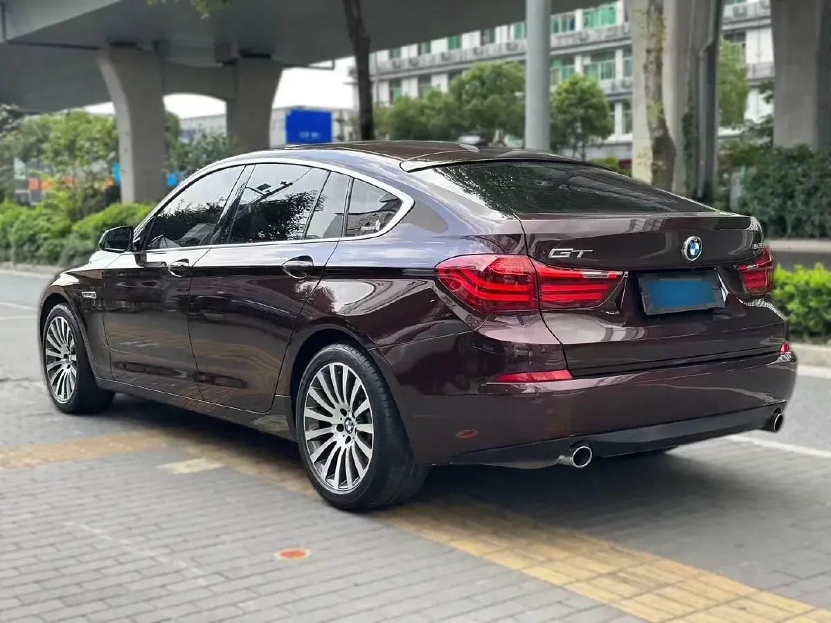 2014 BMW 5 Series GT 3.0T 306HP L6 8AT,autocango,china used car exporter,china ev exporter,chinese used car exporter,chinese used ev exporter