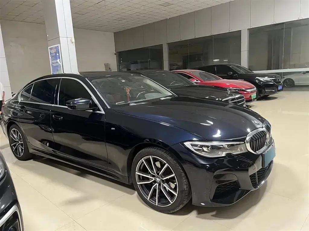 2022 BMW 3 Series 2.0T 156HP L4 8AT