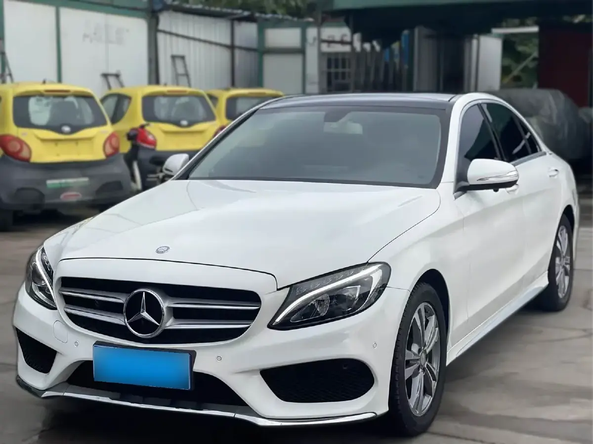 2017 Mercedes-Benz C Class 2.0T 184HP L4 9AT