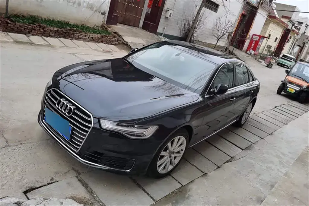 2018 Audi A6L 1.8T 190HP L4 7DCT