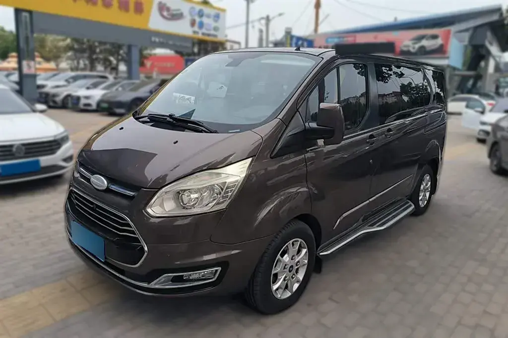 2017 Ford Tourneo 2.0T 203HP L4 6AT