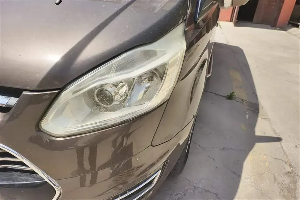 2017 Ford Tourneo 2.0T 203HP L4 6AT,autocango,china used car exporter,china ev exporter,chinese used car exporter,chinese used ev exporter