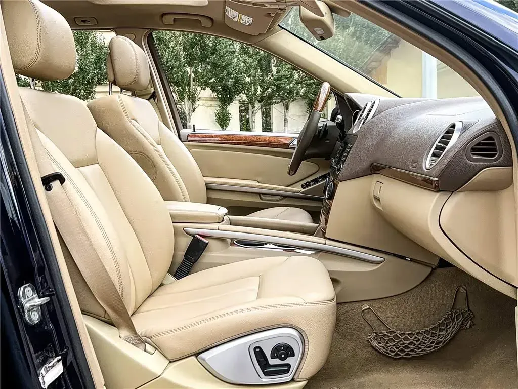 2009 Hyundai MoInca 2.0L 137HP L4 4AT,autocango,china used car exporter,china ev exporter,chinese used car exporter,chinese used ev exporter