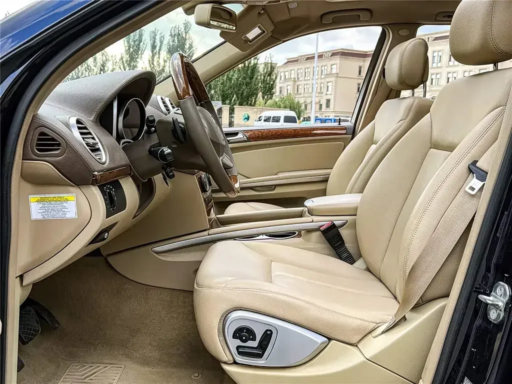 2009 Hyundai MoInca 2.0L 137HP L4 4AT,autocango,china used car exporter,china ev exporter,chinese used car exporter,chinese used ev exporter