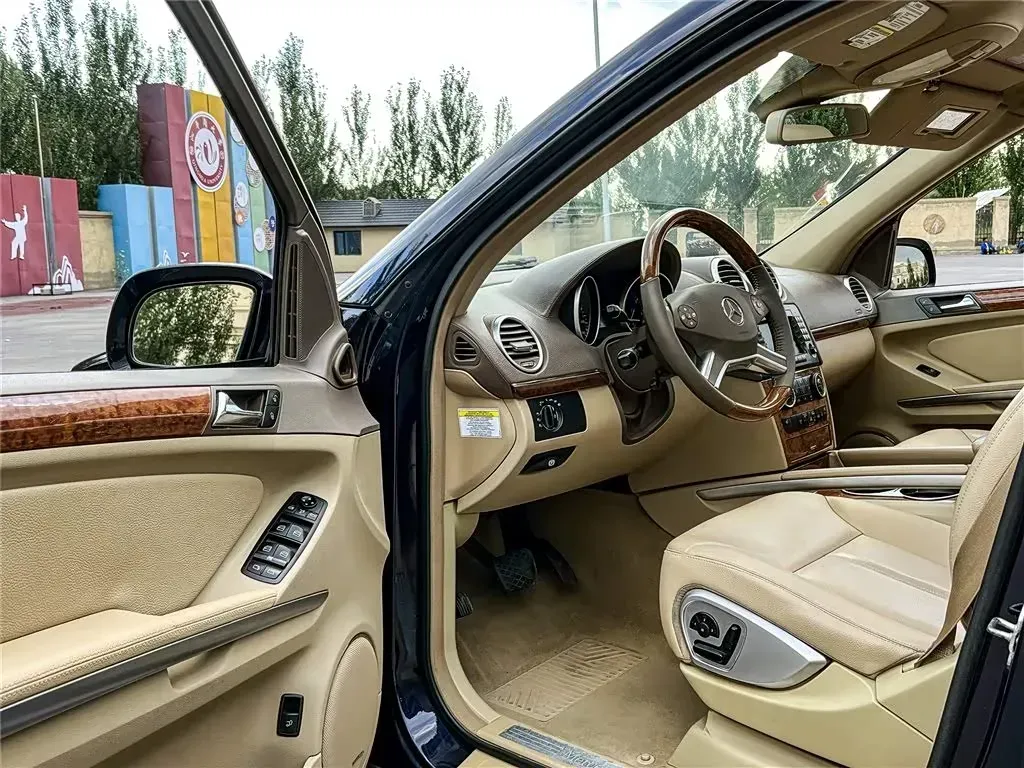 2009 Hyundai MoInca 2.0L 137HP L4 4AT,autocango,china used car exporter,china ev exporter,chinese used car exporter,chinese used ev exporter