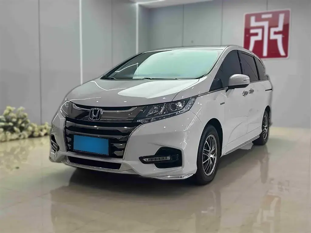 2021 Honda Odyssey 2.0L 146HP L4 E-CVT Hybrid