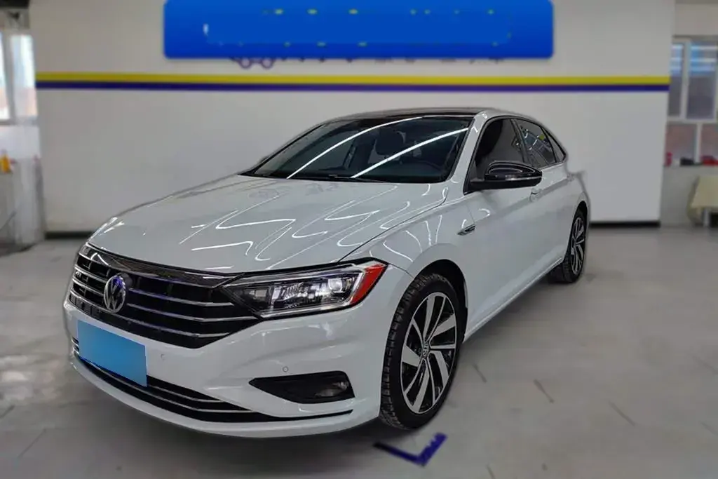 2021 Volkswagen Sagitar 1.4T 150HP L4 7DCT