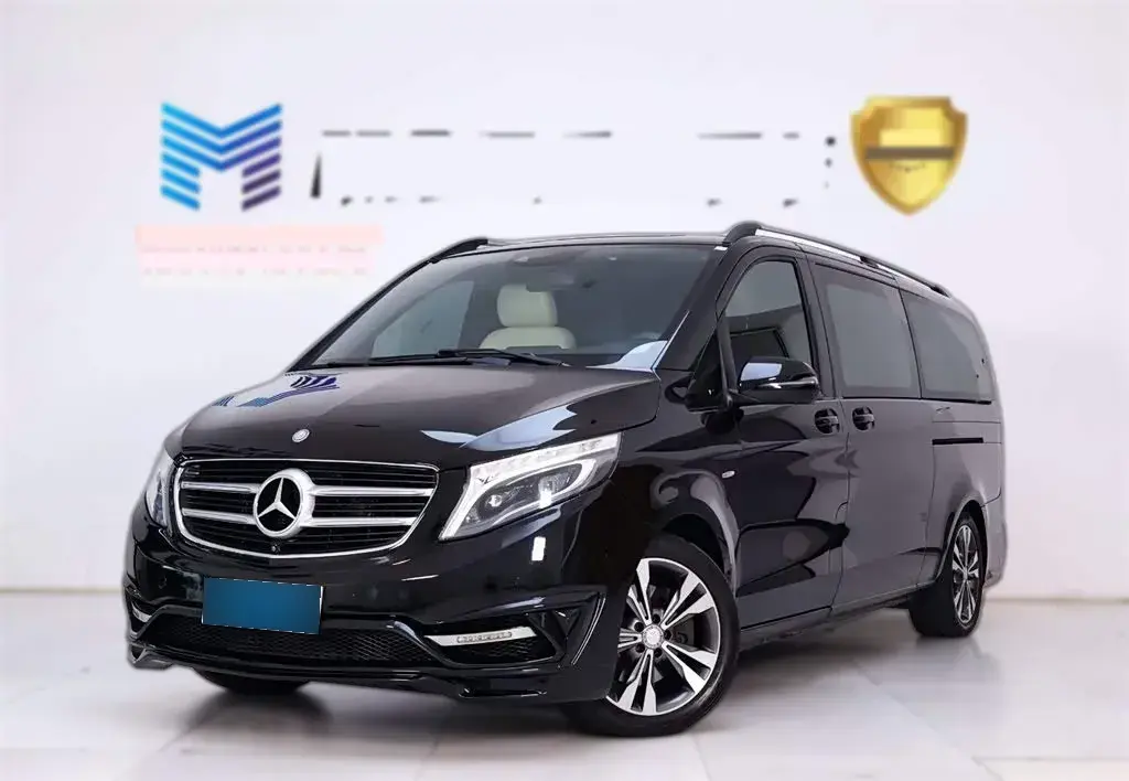 2017 Mercedes-Benz V Class 2.0T 211HP L4 7AT