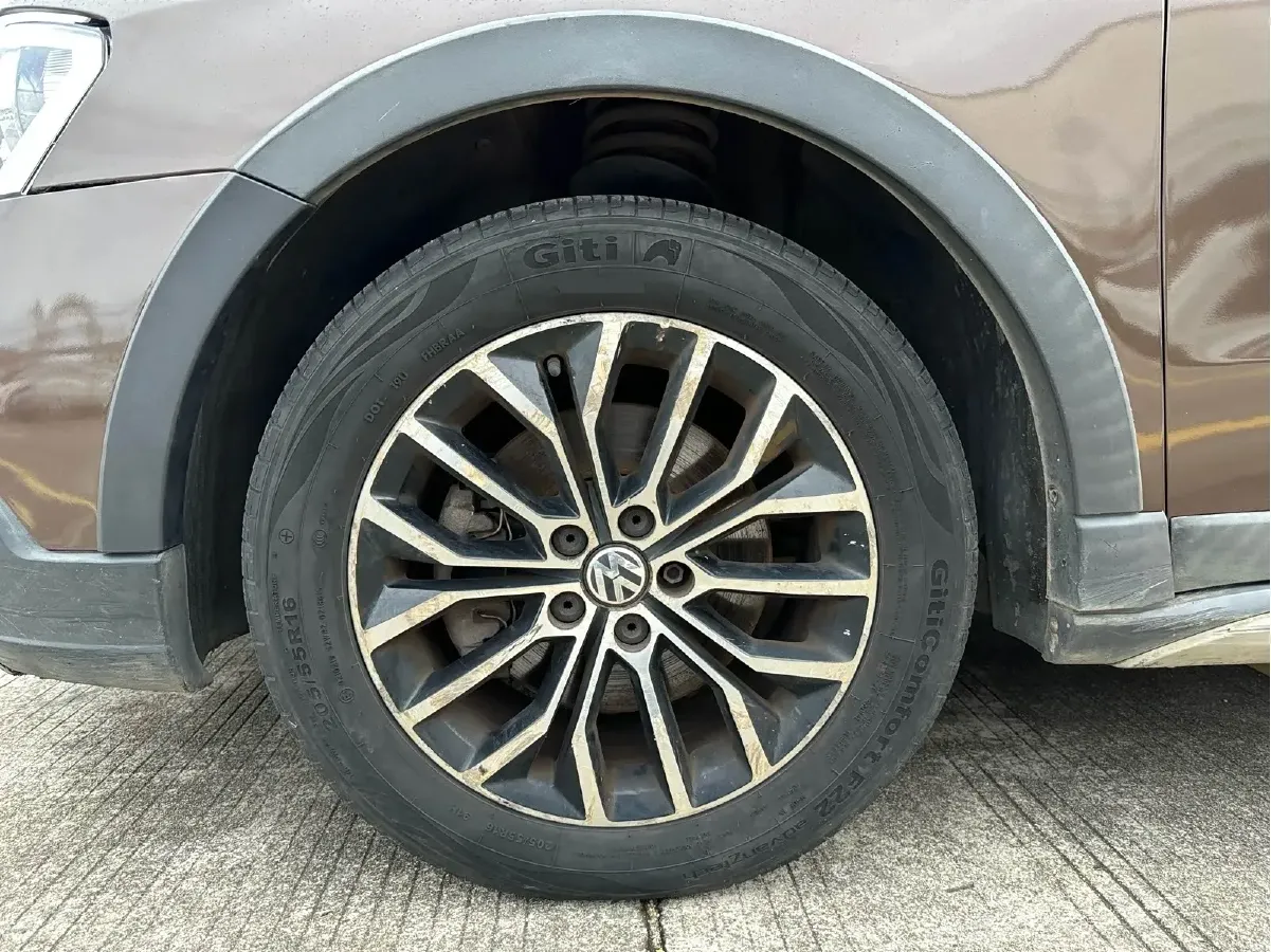 2014 Volkswagen Cross Lavida 1.4T 131HP L4 7DCT,autocango,china used car exporter,china ev exporter,chinese used car exporter,chinese used ev exporter